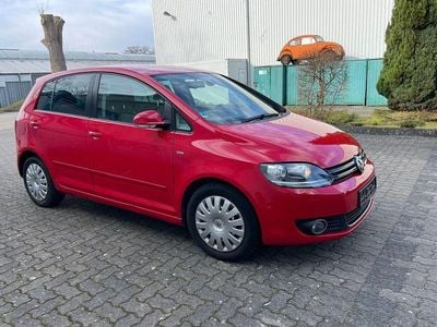 Gebraucht VW Golf VII Life 105 PS (77 kW) 2013 Rot Limousine