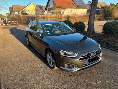 Gebraucht Audi A4 190 PS (139 kW) 2020 Grau Kombi