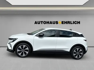 Gebraucht Renault Megane E-Tech Evolution 55 kW (75 PS) 2023 Weiß Limousine