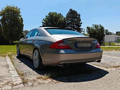 Usata Mercedes CLS350 272 CV (200 kW) 2005 Beige Coupé