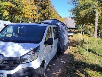 Gebraucht Renault Trafic 95 PS (69 kW) 2018 Weiß Van / Kleinbus