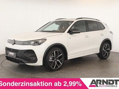 Gebraucht VW Tiguan R-line 265 PS (194 kW) 2025 Oryxweiß perlmutteffekt SUV