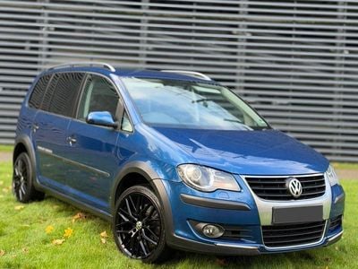 VW Touran Cross