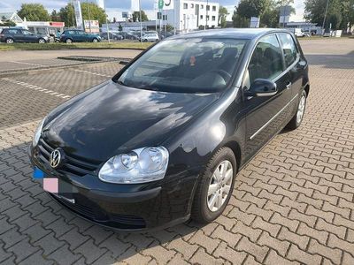 Usata VW Golf IV Trendline 75 CV (55 kW) 2005 Nero Berlina