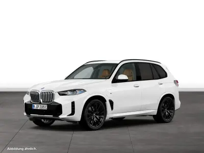 Gebraucht BMW X5 489 PS (359 kW) 2026 Alpinweiss SUV