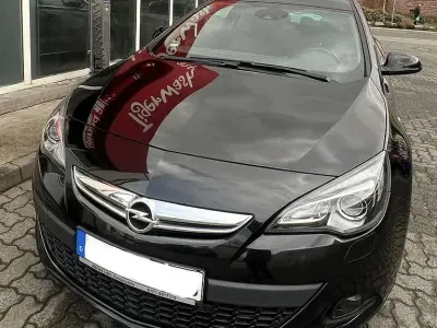 Gebraucht Opel Astra GTC 120 PS (88 kW) 2017 Schwarz Limousine
