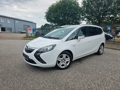 Gebraucht Opel Zafira Tourer Innovation 131 PS (96 kW) 2016 Weiß Van / Kleinbus