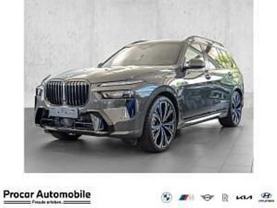 Second-hand BMW X7 M Sport 340 CP (250 kW) 2025 Gri SUV