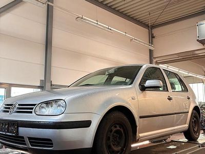 Gebraucht VW Golf IV 75 PS (55 kW) 2001 Grau Limousine