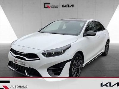 Weiß Gebraucht 2025 Kia Ceed Sportswagon GT-Line Kombi | 28.490 € (Teuer)