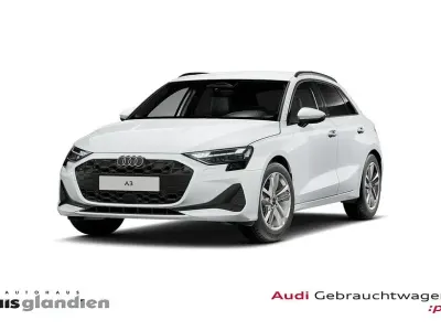 Gebraucht Audi A3 Ambiente 116 PS (85 kW) 2025 Gletscherweiß metallic Limousine
