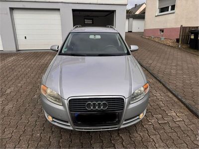 gebraucht Audi A4 Kombi 2,0 Benzin guter Zustand Tüv neu,