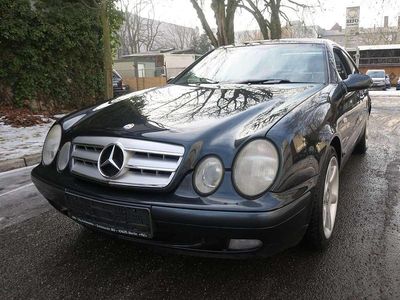 Gebraucht Mercedes CLK320 Elegance 218 PS (160 kW) 1997 Blau Coupé