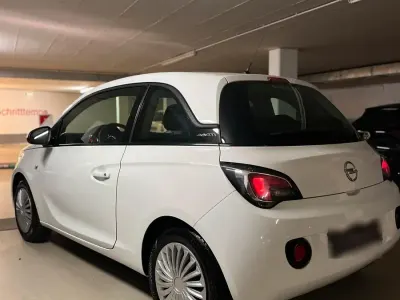 Gebraucht Opel Adam 70 PS (51 kW) 2013 Weiß Kleinwagen