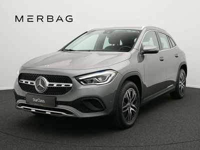 Mercedes GLA220