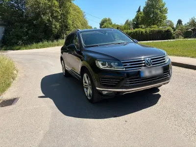 Gebraucht VW Touareg R-line 262 PS (192 kW) 2015 Schwarz SUV