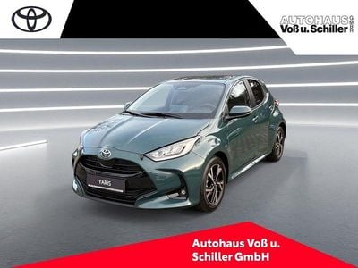 Neu Toyota Yaris Hybrid Comfort 117 PS (86 kW) 2026 Grün Limousine