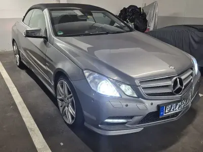 Gebraucht Mercedes E350 Avantgarde 306 PS (225 kW) 2011 Silber Cabrio