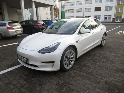 Weiß Gebraucht 2022 Tesla Model 3 Limousine | 25.500 € (Fairer Preis)