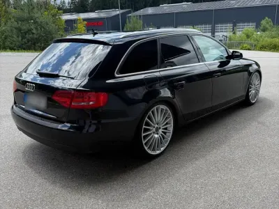 Gebraucht Audi A4 143 PS (105 kW) 2011 Schwarz Kombi