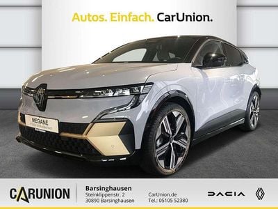Grau Gebraucht 2024 Renault Mégane Iconic Limousine | 35.995 € (Guter Preis)