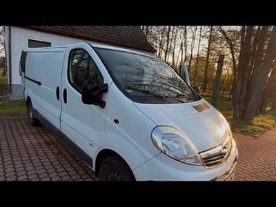 Gebraucht Opel Vivaro 114 PS (83 kW) 2010 Weiß Van / Kleinbus