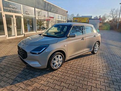 Gebraucht Suzuki Swift Club 83 PS (61 kW) 2024 Beige Kleinwagen