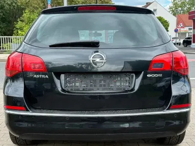 Gebraucht Opel Astra 2013 Schwarz Kombi