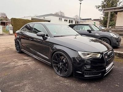Schwarz Gebraucht 2014 Audi S3 Ambiente Limousine | 25.000 € (Fairer Preis)