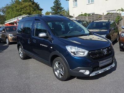 Gebraucht Dacia Dokker Stepway 102 PS (75 kW) 2019 Ironblau (metallic) Van / Kleinbus