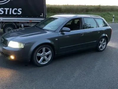 Gebraucht Audi A4 131 PS (96 kW) 2005 Grau Kombi