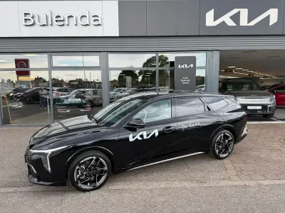 Neu Kia K4 179 PS (131 kW) 2026 Schwarz Kombi