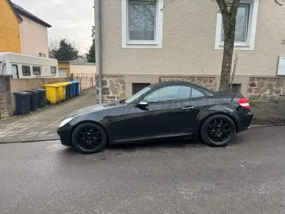 Gebraucht Mercedes SLK200 163 PS (119 kW) 2006 Schwarz Cabrio
