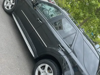 Gebraucht Mercedes ML320 225 PS (165 kW) 2007 Schwarz SUV
