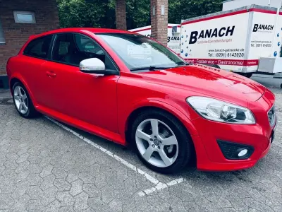 Używany Volvo C30 R-Design 114 KM (83 kW) 2012 Czerwony Hatchback