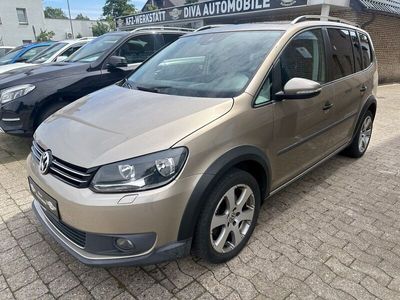 VW Touran Cross