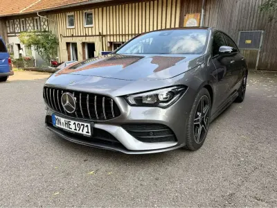 Gebraucht Mercedes CLA180 Shooting Brake AMG line 136 PS (100 kW) 2019 Grau Kombi