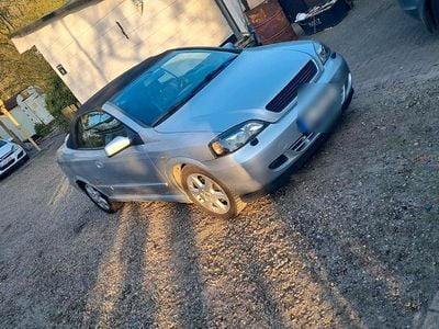 Gebraucht Opel Astra Cabriolet 150 PS (110 kW) 2002 Silber Cabrio