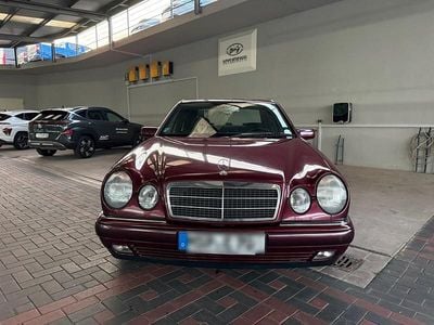 Mercedes E230