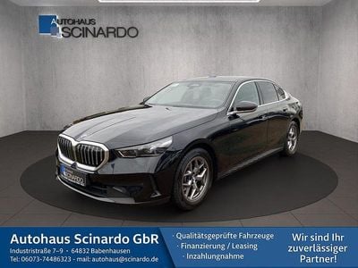 Schwarz Gebraucht 2025 BMW 520 Comfort Edition Limousine | 44.480 € (Guter Preis)