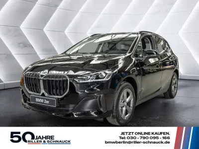 Neu BMW 218 Active Tourer Performance 136 PS (100 kW) 2025 Schwarz Van / Kleinbus