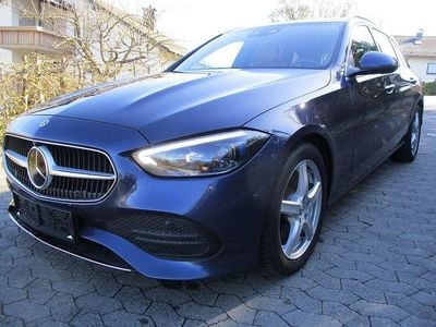 Gebraucht Mercedes C200 Avantgarde 163 PS (119 kW) 2023 Blau Limousine