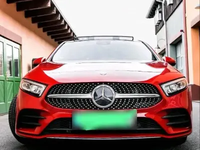 Gebraucht Mercedes A250 224 PS (164 kW) 2018 Rot Kleinwagen