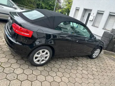 Gebraucht Audi A3 Cabriolet Ambition 105 PS (77 kW) 2011 Schwarz Cabrio