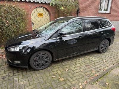 Usata Ford Focus Titanium 120 CV (88 kW) 2018 Nero Berlina