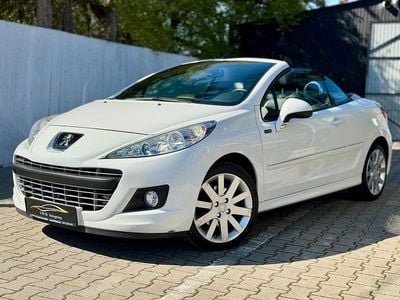Gebraucht Peugeot 207 CC Platinum 156 PS (114 kW) 2012 Weiß Cabrio