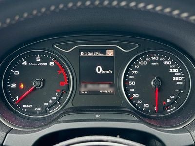 Gebraucht Audi A3 179 PS (131 kW) 2015 Grau Limousine