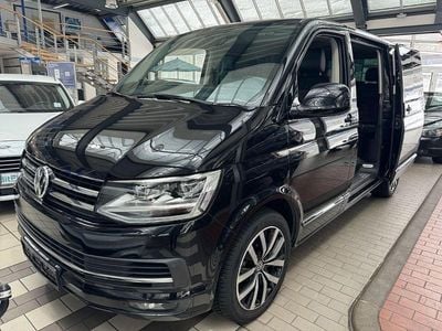 Schwarz Gebraucht 2016 VW T6 Highline Van | 34.900 € (Teuer)