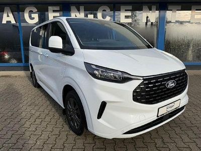 Gebraucht Ford Tourneo Titanium 136 PS (100 kW) 2025 Weiß Van / Kleinbus