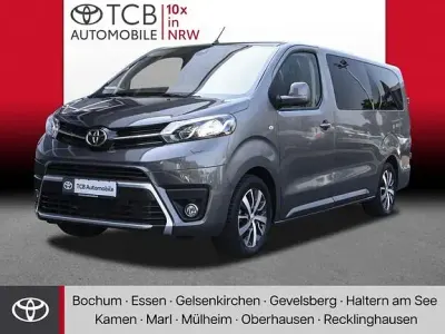 Gebraucht Toyota Proace Verso Comfort 144 PS (105 kW) 2022 Basaltgrau metallic Kombi